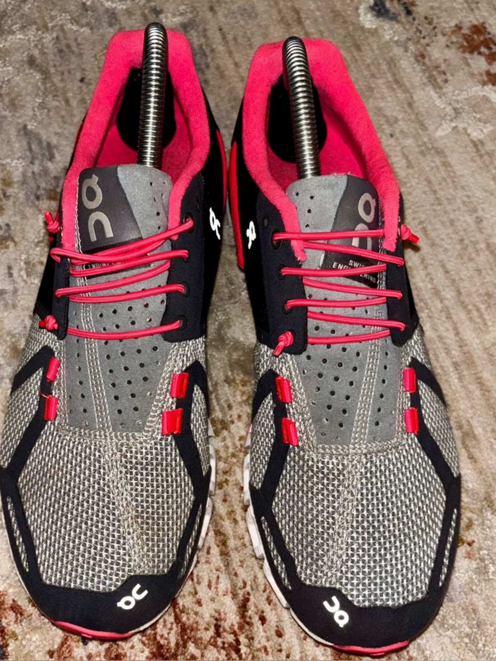On Cloud Gray/Hot Pink Athletic Shoes - Picture 2 of 6